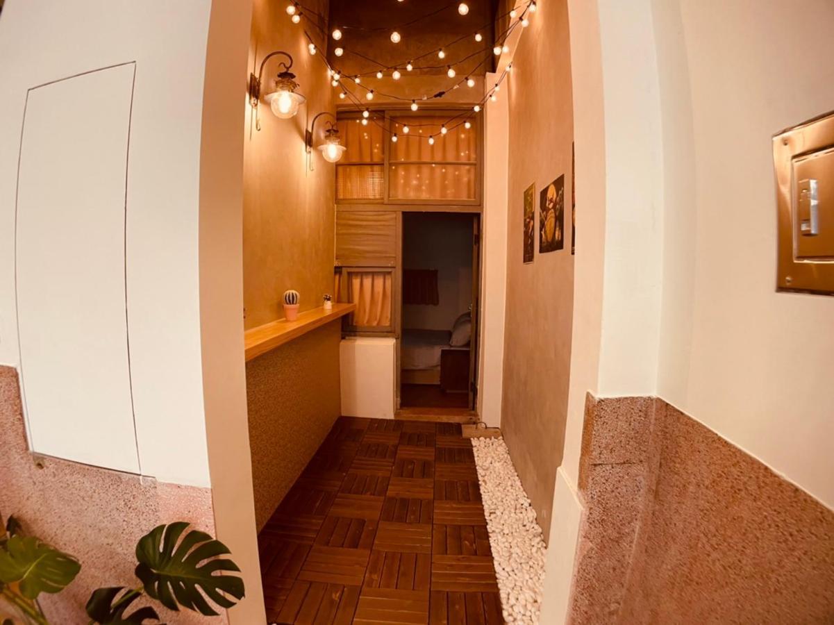 Green Only Homestay Tainan Bagian luar foto