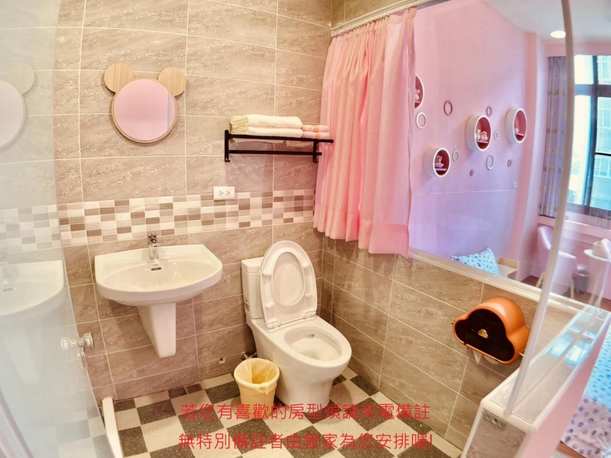 Green Only Homestay Tainan Bagian luar foto