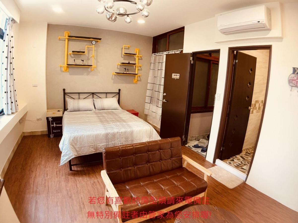 Green Only Homestay Tainan Bagian luar foto